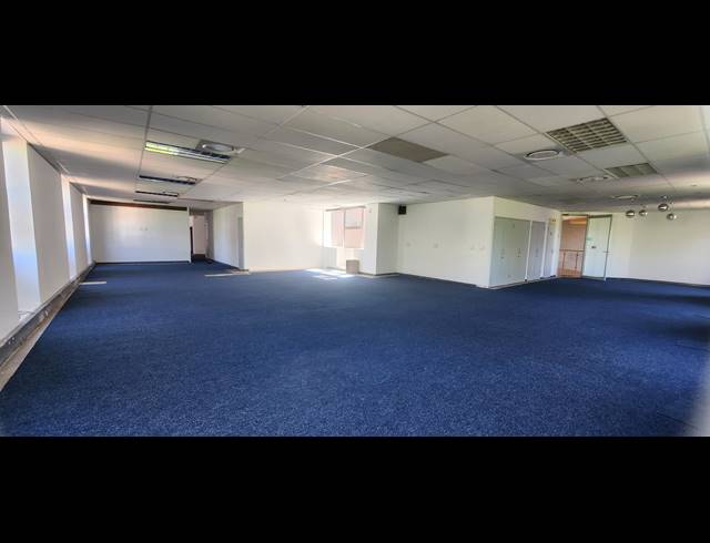 2,822M² OFFICE TO LET IN PARKTOWN